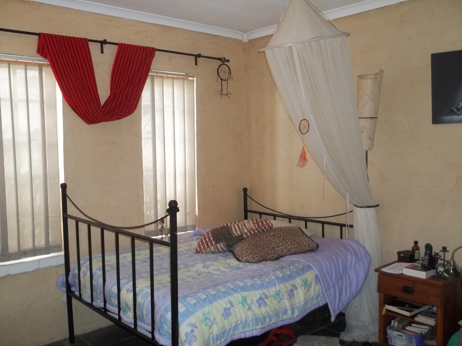 To Let 2 Bedroom Property for Rent in Muizenberg Western Cape